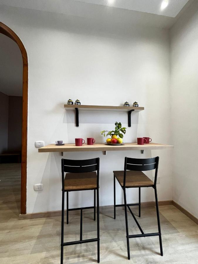 Appartement Renovated Loft With Vesuvio View Terrace à Scafati Extérieur photo